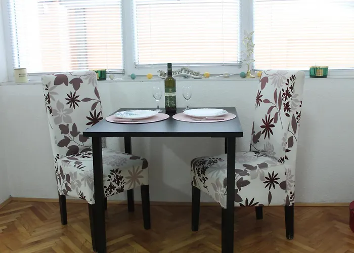 Zara Lux A * 克拉古耶瓦茨